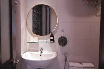 WE Stayin Tran Quang Khai - Near Pink Church – 사진 6